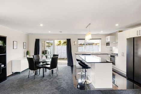 Photo of property in 5 Allgood Place, Rototuna North, Hamilton, 3210