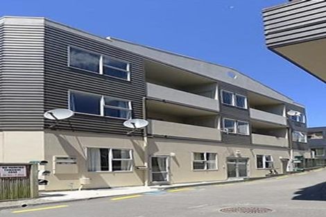 Photo of property in 2/27 Drummond Street, Mount Cook, Wellington, 6021