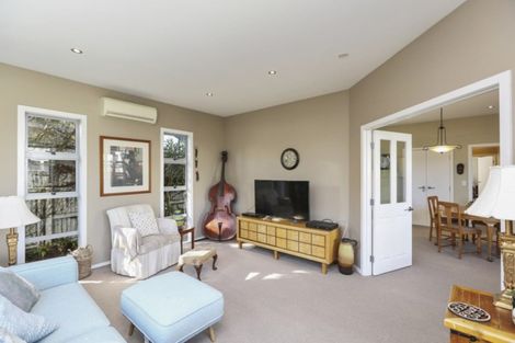 Photo of property in 247a Carrington Street, Vogeltown, New Plymouth, 4310