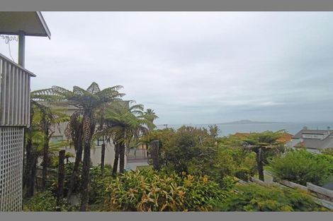 Photo of property in 15 Orchard Road, Browns Bay, Auckland, 0630