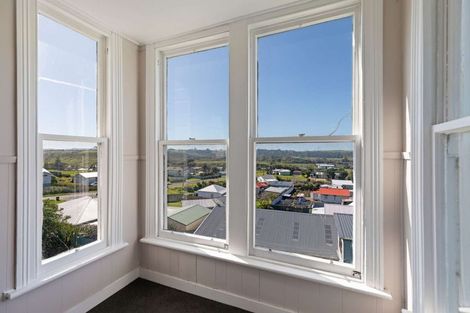 Photo of property in 20 Cambridge Street, Patea, 4520