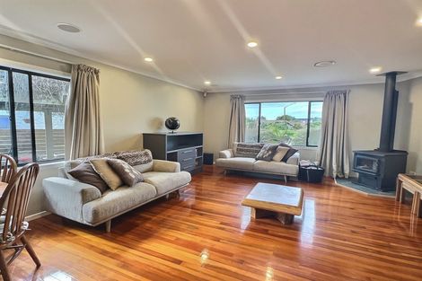 Photo of property in 9 Bassett Place, Taradale, Napier, 4112