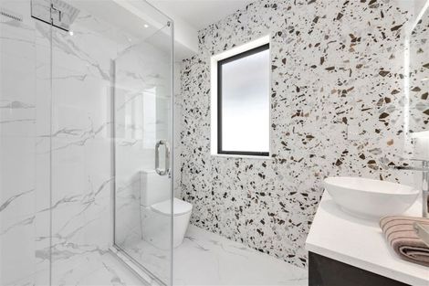 Photo of property in 4 Glann Lane, Flat Bush, Auckland, 2019