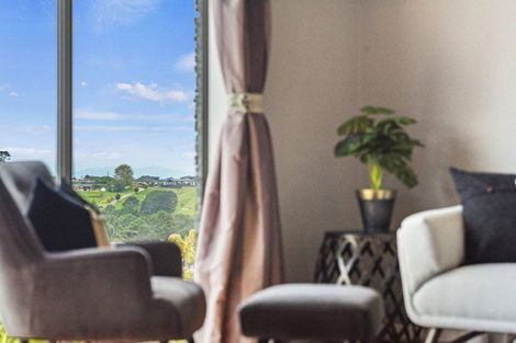 Photo of property in 21 Golden Morning Drive, Albany Heights, Auckland, 0632