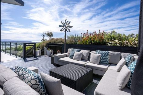 Photo of property in 1 Ti Kouka Eco Lane, Redcliffs, Christchurch, 8081