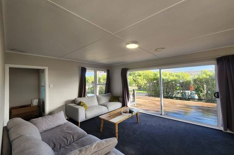 Photo of property in 1 Thames Place, Pukekohe, 2120