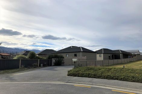 Photo of property in 8e Mckellar Court, Cromwell, 9310