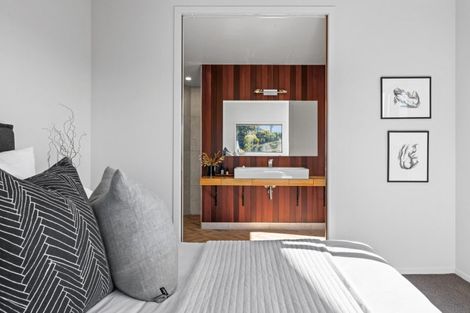 Photo of property in 14 Te Mata Peak Road, Havelock North, 4130