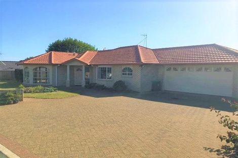 Photo of property in 9 Stableford Drive, Pyes Pa, Tauranga, 3112