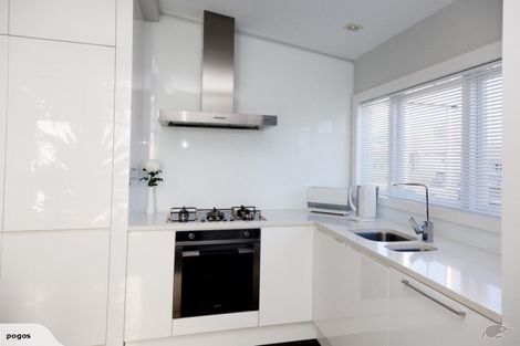 Photo of property in 1/185 Lake Road, Belmont, Auckland, 0622