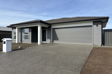 Photo of property in 11 Cassin Place, Taradale, Napier, 4112