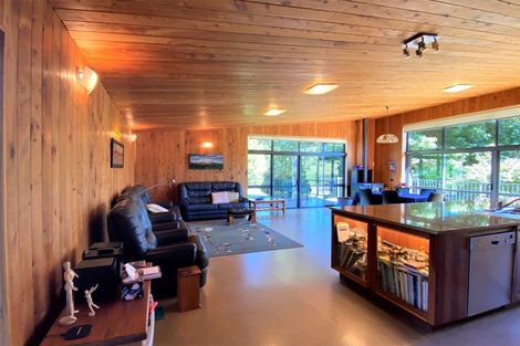 Photo of property in 38 Grammar Street, Kimbolton, 4777