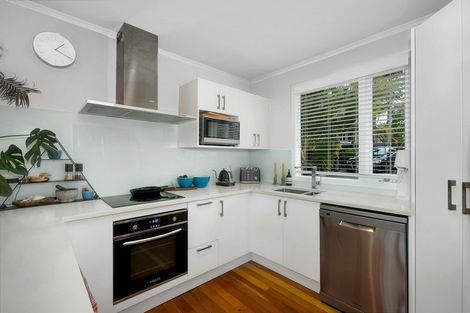 Photo of property in 55a Premier Avenue, Point Chevalier, Auckland, 1022