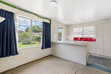 Photo of property in 374 Roscommon Road, Clendon Park, Auckland, 2103