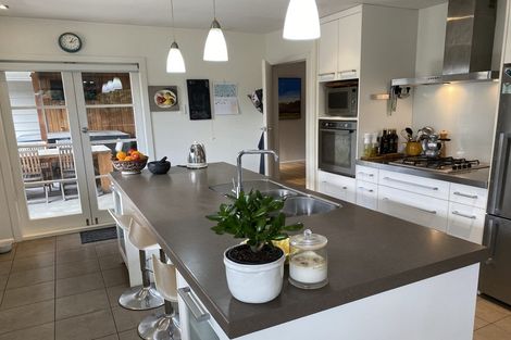 Photo of property in 122 Waimairi Road, Ilam, Christchurch, 8041