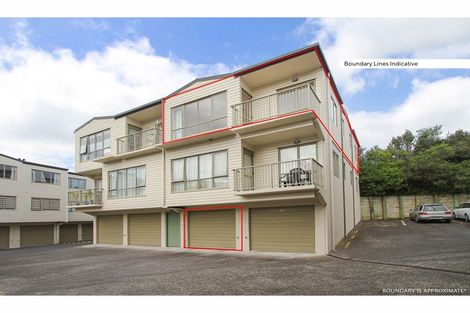 Photo of property in The Haven, 39/120 Beach Haven Road, Beach Haven, Auckland, 0626