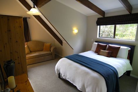 Photo of property in 6 Goodwin Place, Pinehaven, Upper Hutt, 5019