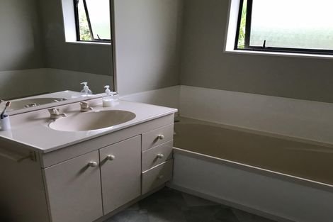 Photo of property in 10 Sarindah Place, Fairview Downs, Hamilton, 3214