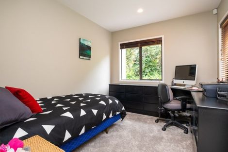 Photo of property in 64 Greenwood Road, Havelock North, 4130