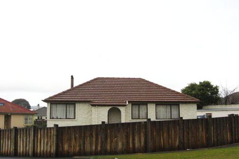 Photo of property in 16 Station Road, Sawyers Bay, Port Chalmers, 9023