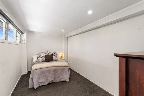 Photo of property in 107 Tiroroa Avenue, Te Atatu South, Auckland, 0610