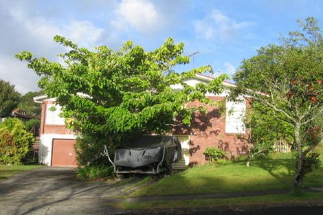 Photo of property in 2/2 Gretel Place, Hillcrest, Auckland, 0627