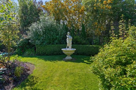 Photo of property in 8 Frame Crescent, Rolleston, 7614