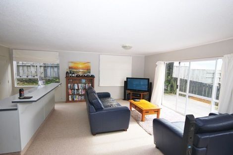 Photo of property in 16a Nalanda Crescent, Broadmeadows, Wellington, 6035