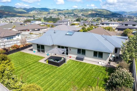 Photo of property in 7 Nelson Avenue, Aotea, Porirua, 5024