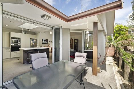 Photo of property in 17 Roseville Road, Gulf Harbour, Whangaparaoa, 0930