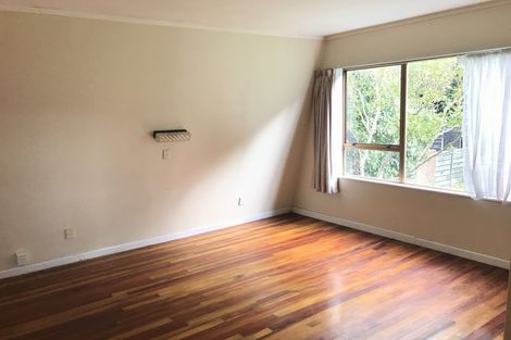 Photo of property in 89 Churton Drive, Churton Park, Wellington, 6037