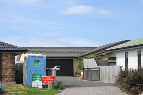 Photo of property in 14 Golden Courie Close, Papamoa Beach, Papamoa, 3118