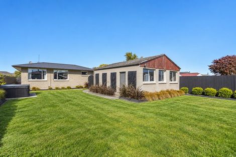 Photo of property in 73 Wingate Street, Redwood, Christchurch, 8051