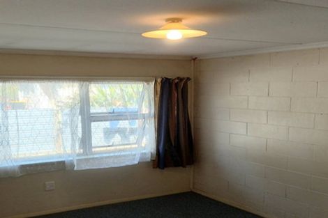 Photo of property in 6/6 Russell Street, Feilding, 4702