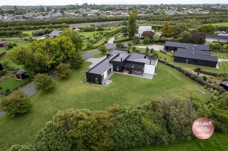 Photo of property in 1/45 Saint Kilda Road, Cambridge, 3434