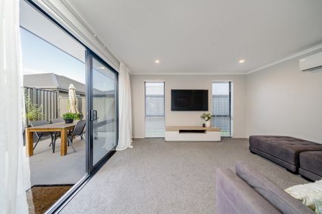 Photo of property in 3 Raynor Crescent, Pyes Pa, Tauranga, 3112