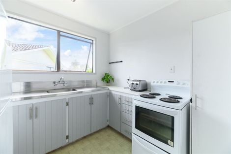 Photo of property in 1/10 Hillman Place, Ranui, Auckland, 0612