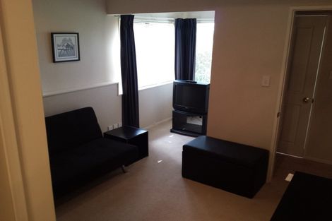 Photo of property in 14 Fulmar Way, Unsworth Heights, Auckland, 0632