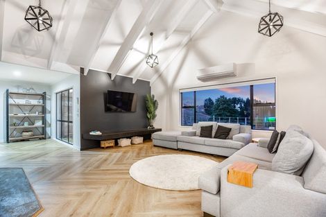 Photo of property in 274 Valley Road, Paraparaumu, 5032