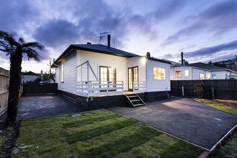 Photo of property in 30 Baker Street, Caversham, Dunedin, 9012