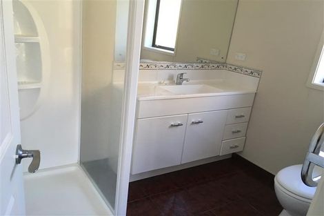 Photo of property in 5 Jomard Terrace, Northcross, Auckland, 0632