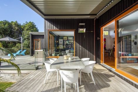 Photo of property in 19 Oceana Drive, Welcome Bay, Tauranga, 3175