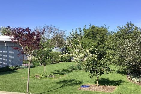 Photo of property in 2 Naples Street, Martinborough, 5711