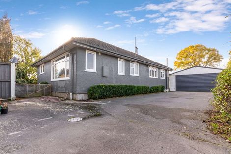 Photo of property in 32 Vagues Road, Northcote, Christchurch, 8052