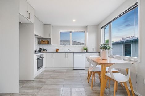 Photo of property in 1/7 Farnborough Street, Aranui, Christchurch, 8061