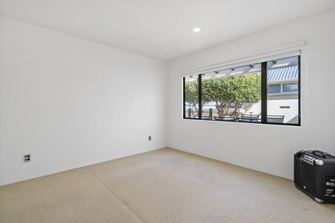 Photo of property in 25 Jordan Street, Island Bay, Wellington, 6023