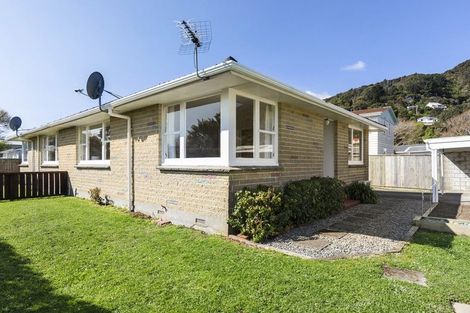 Photo of property in 6b Heather Grove, Fairfield, Lower Hutt, 5011
