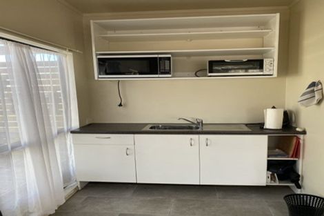 Photo of property in 15 South Avenue, Kaukapakapa, 0871