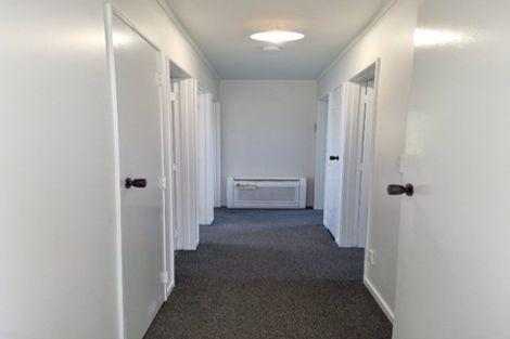 Photo of property in 9b Wyndham Road, Hannahs Bay, Rotorua, 3010