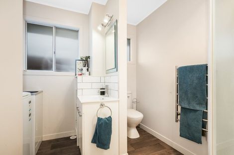 Photo of property in 6/35 Mana Esplanade, Paremata, Porirua, 5026